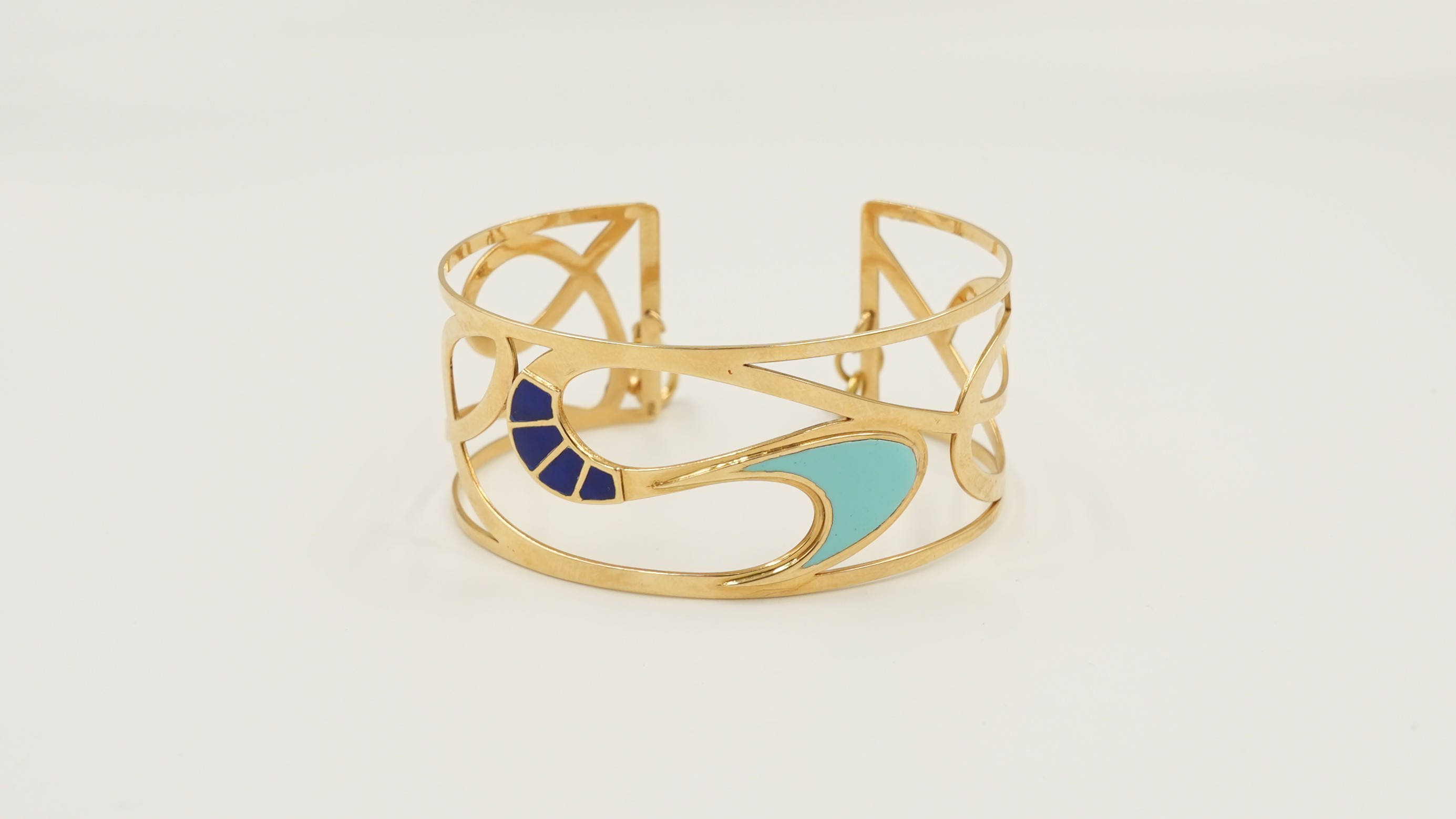 سوار انسياب اللازورد