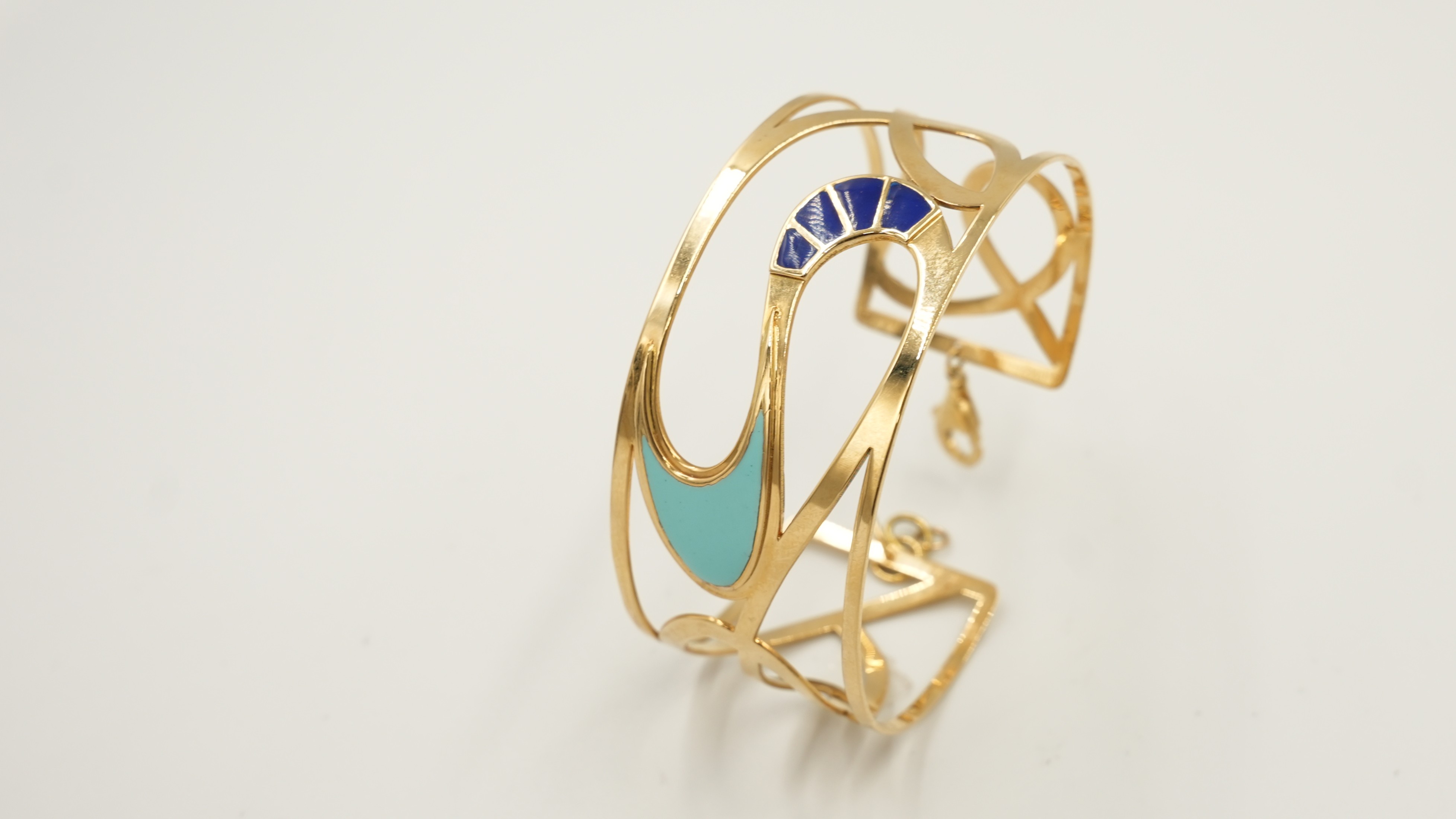 Azure Flow Cuff