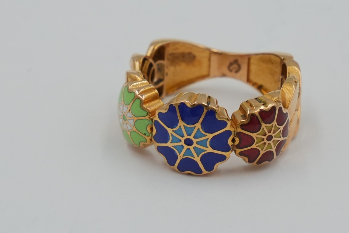 Mena Medallion Ring