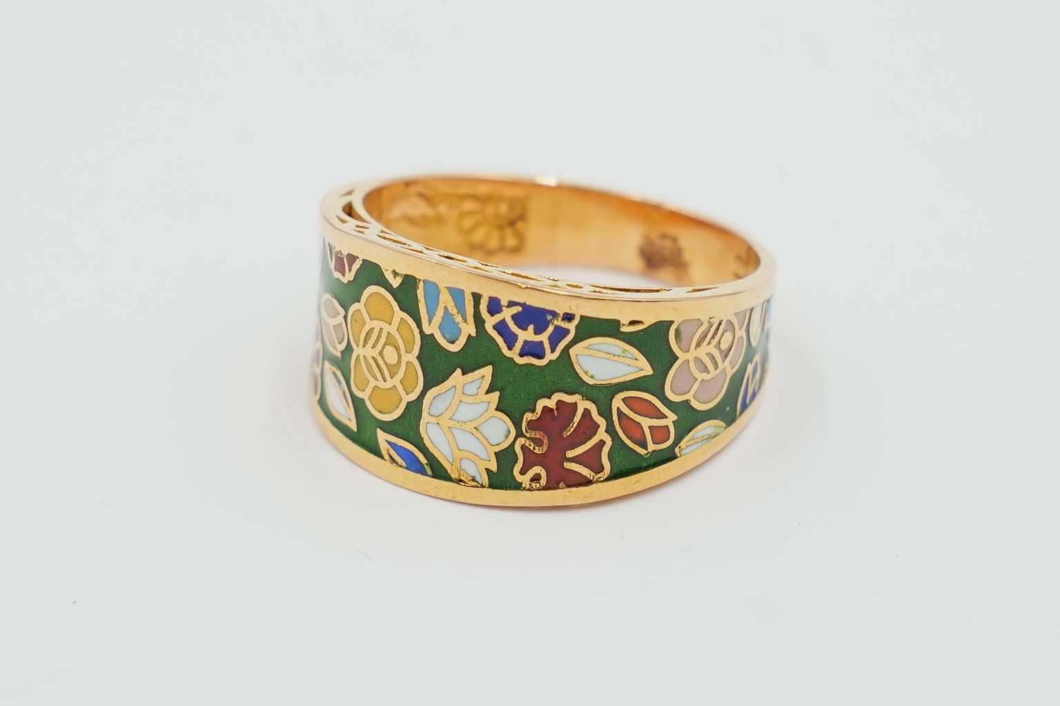 The Heritage Green Mina Ring