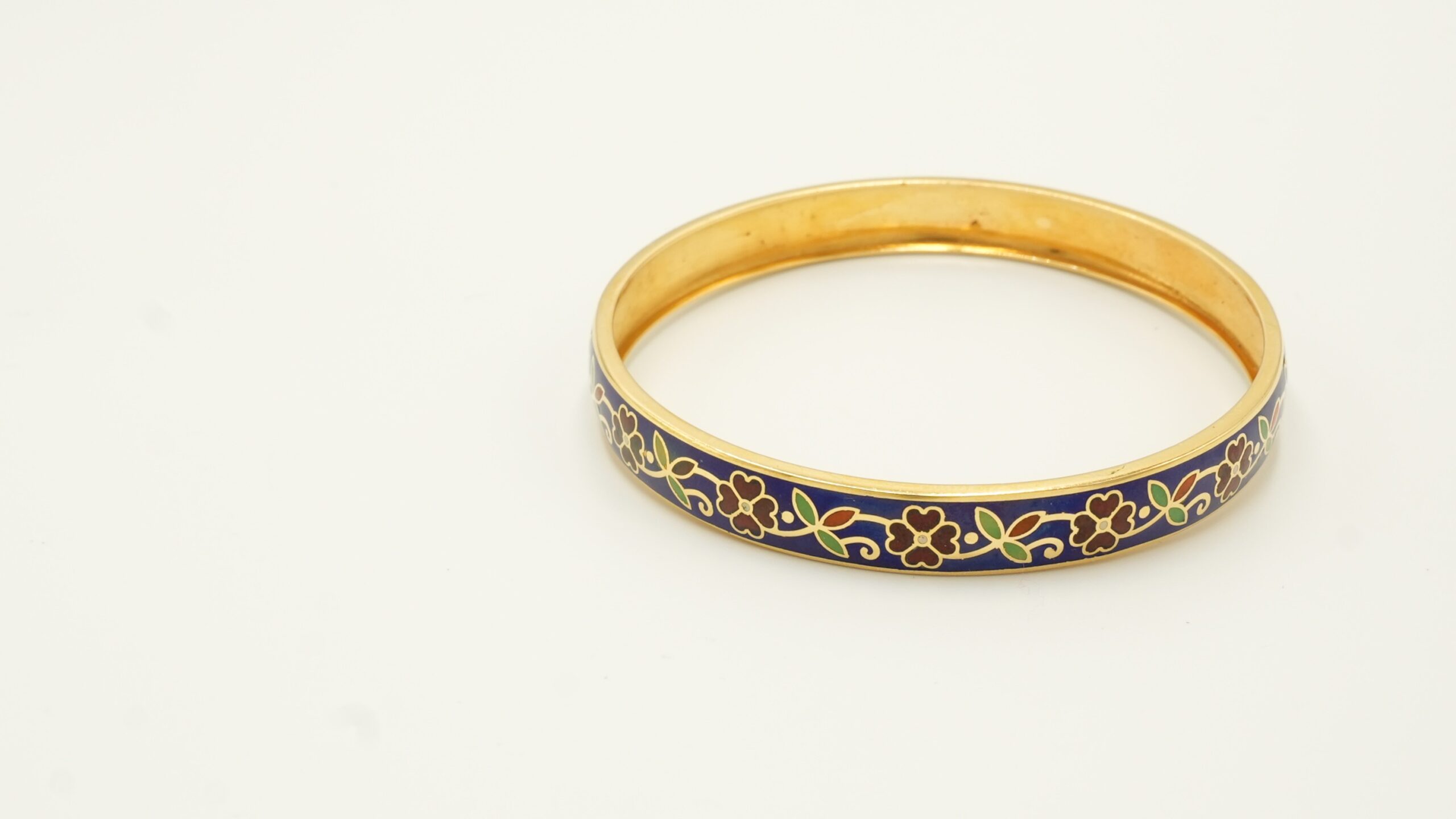 Enamel Floral Bangle Bracelet. 202643