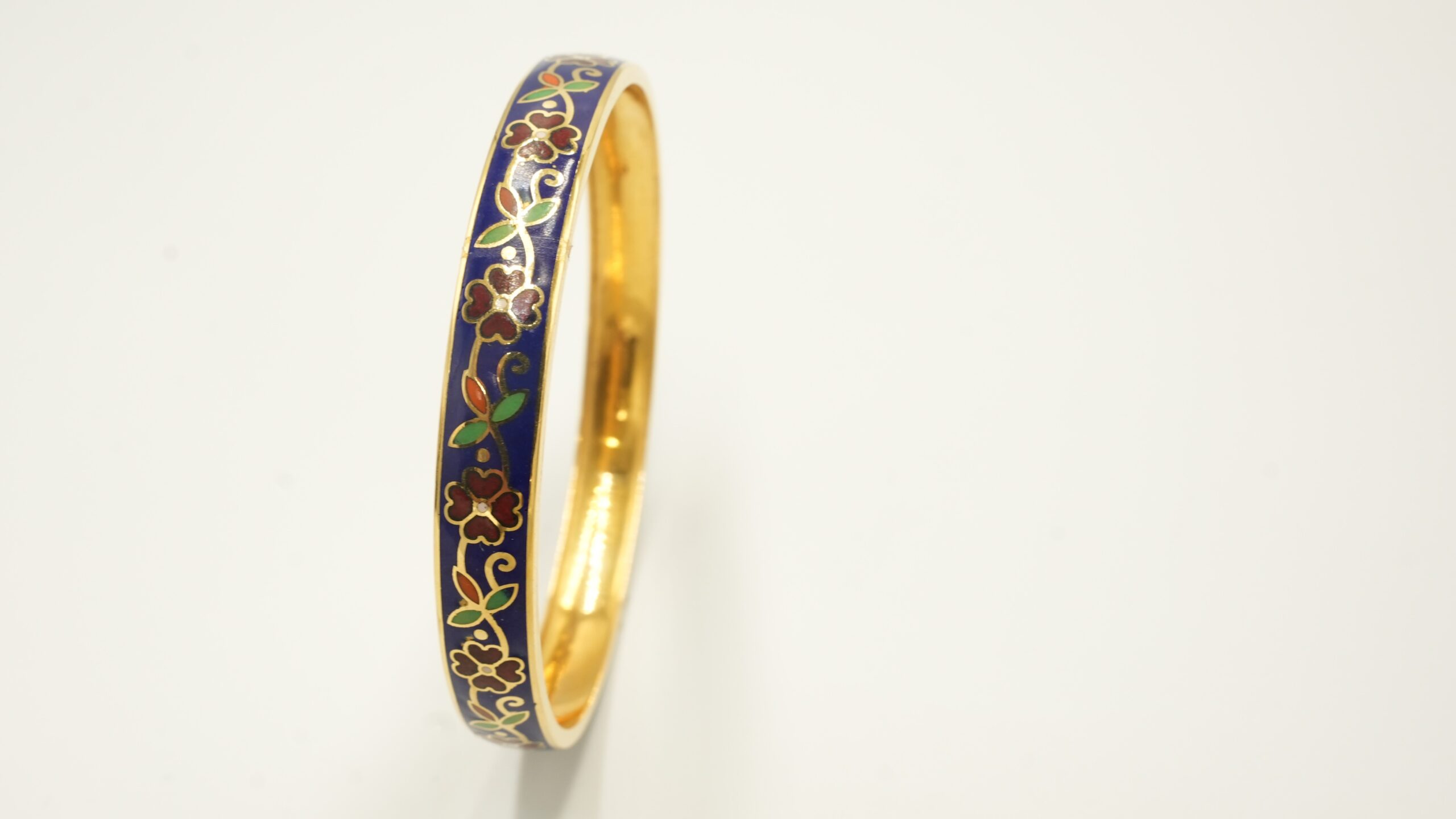 Enamel Floral Bangle Bracelet. 202643