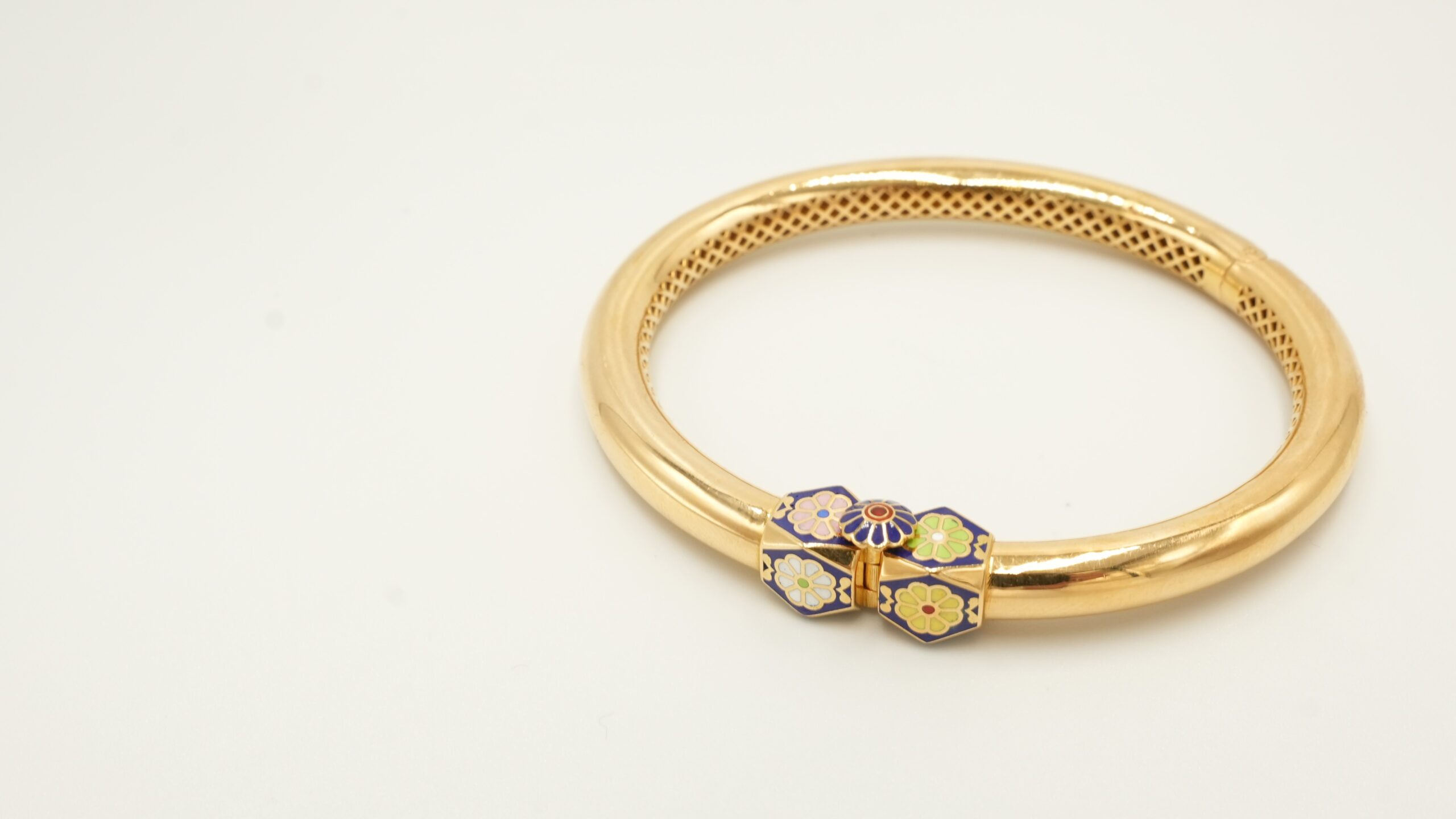 The Zahra Bangle 200471