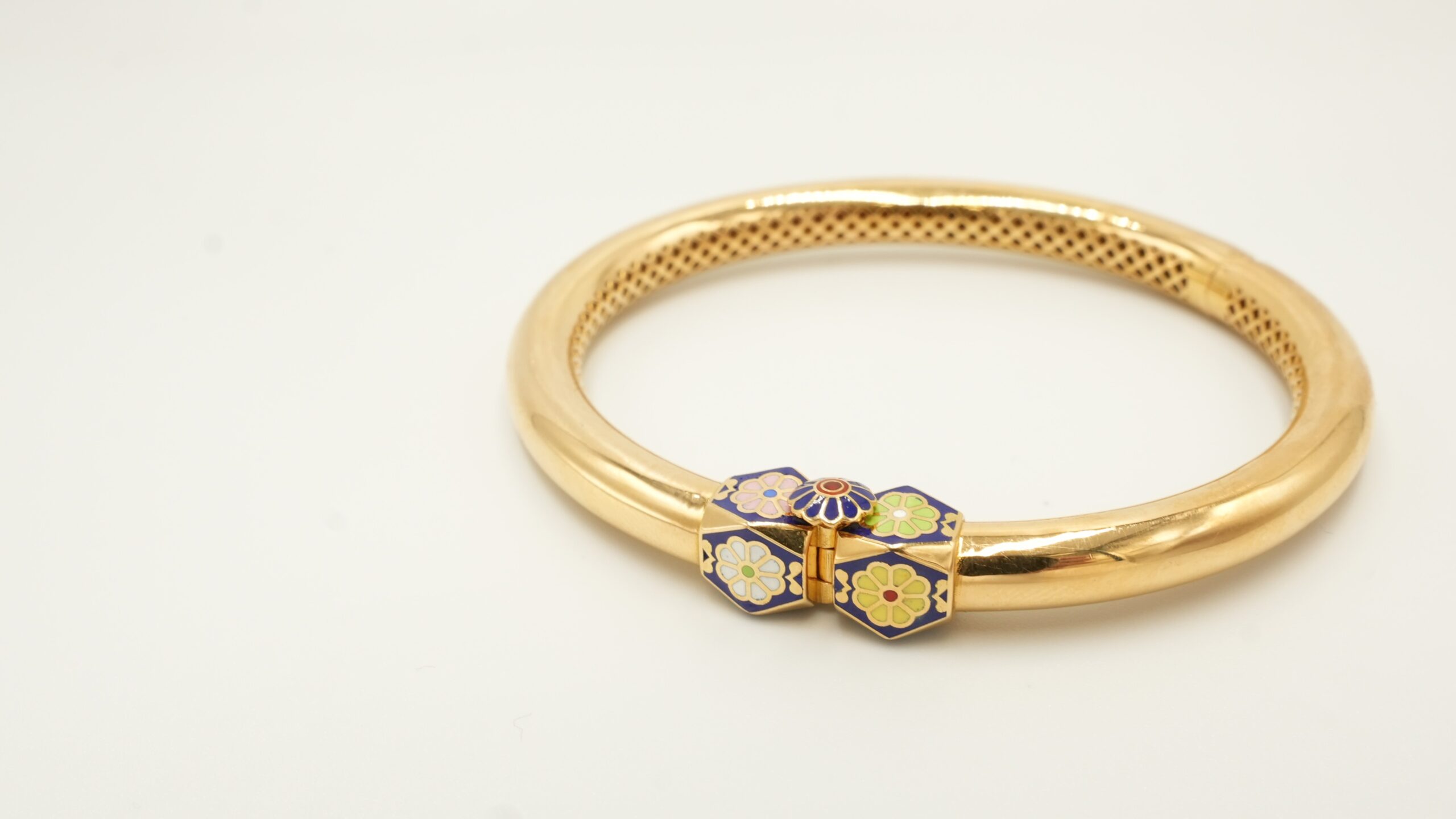 The Zahra Bangle 200471