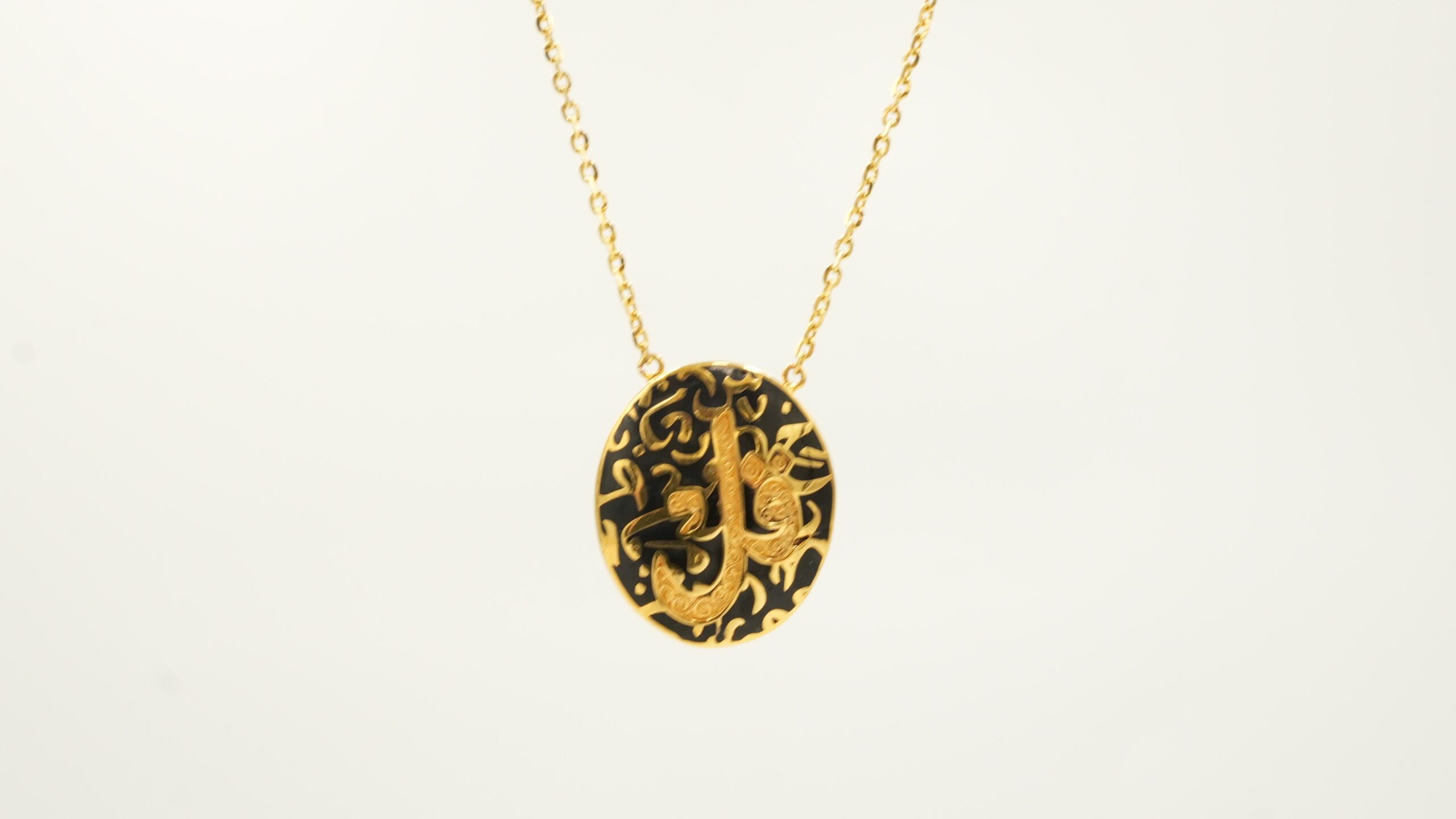 The Enamel Calligraphy Necklace 202595