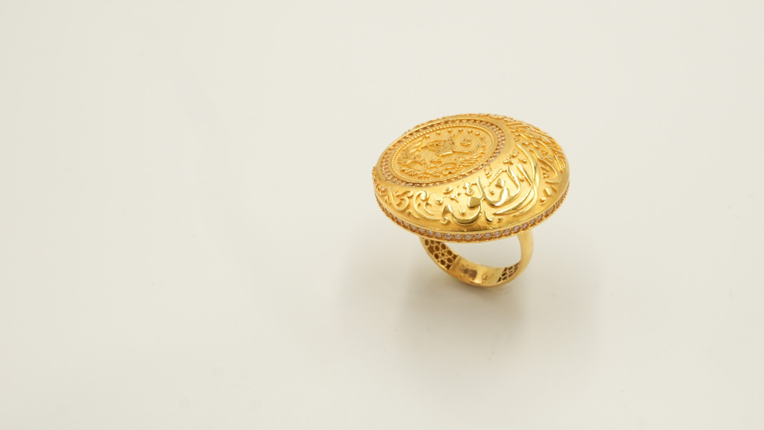 The Sultan's Heritage Gold Coin Ring 200499