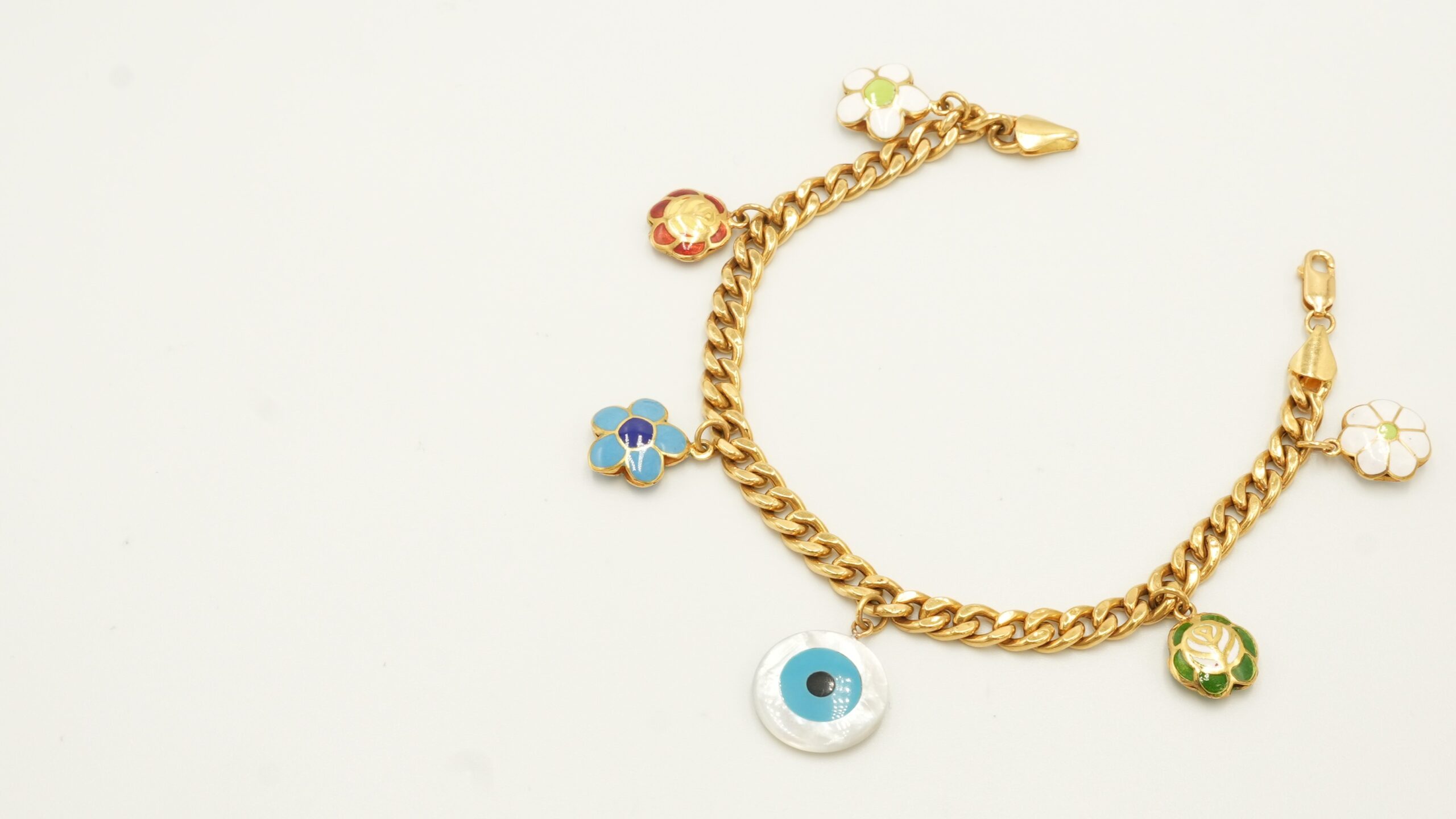 The Bracelet Of Luck