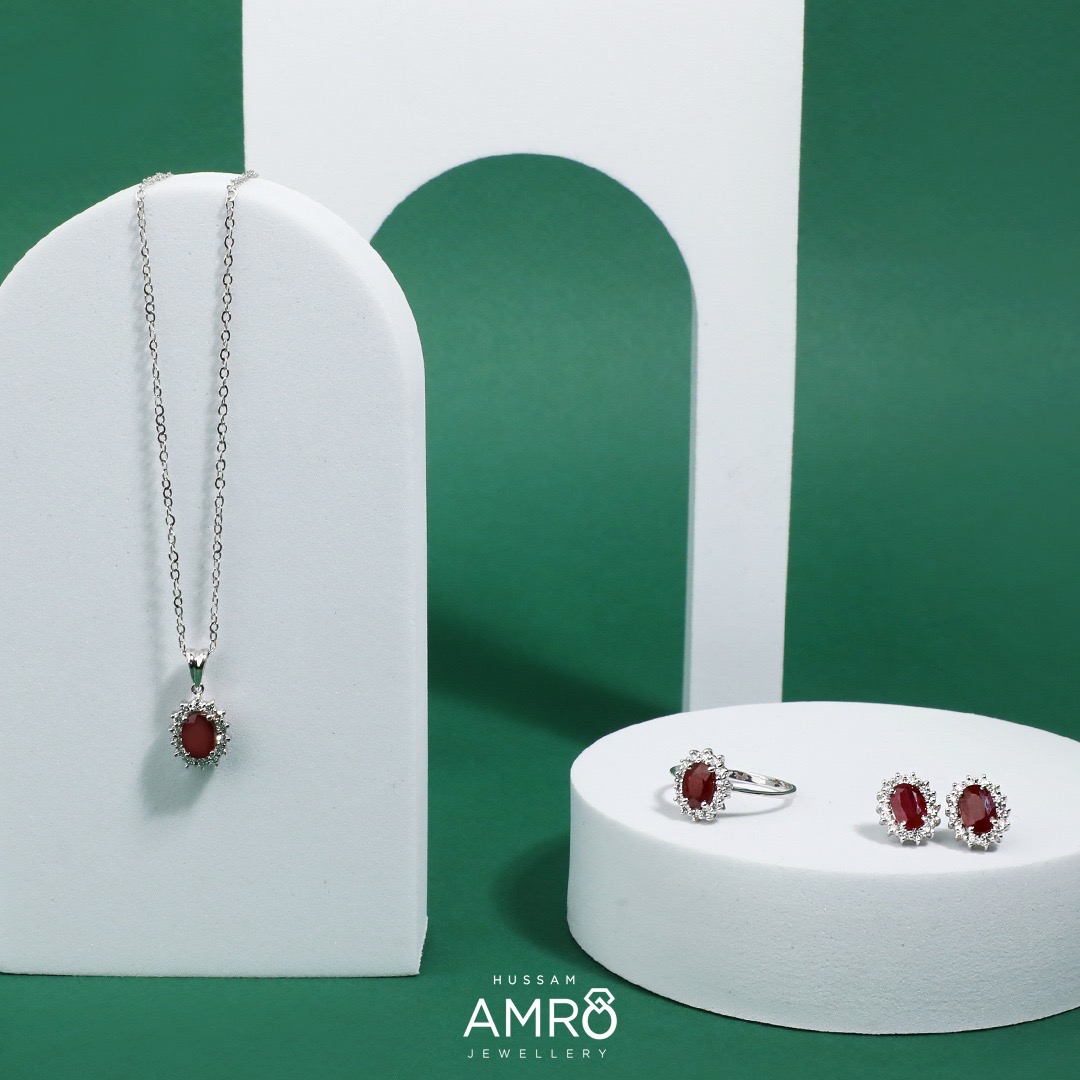 Diamond Ruby Half Set